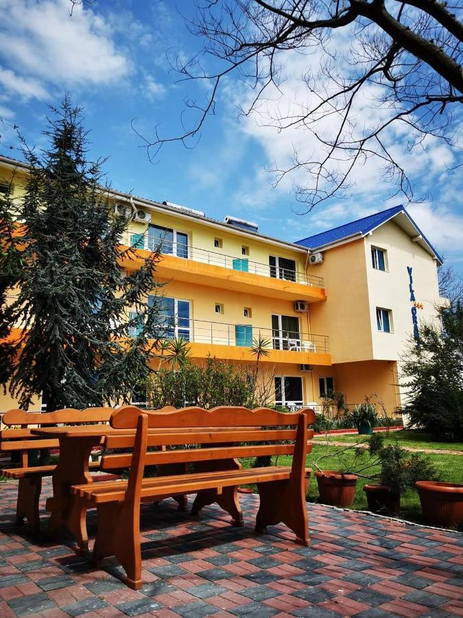 Vila Oranj Hotel Costinesti Bagian luar foto